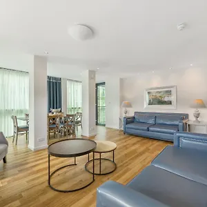 https://princes-street-suites.edinburghhotelsuk.org