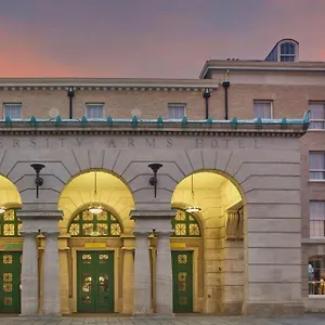 4* Hotel Arms, Autograph Collection